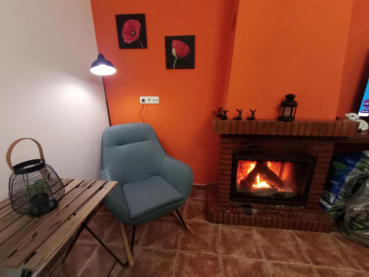 Casa Rural Agua De Azahar Chimenea Zahara De La Sierra Exterior foto